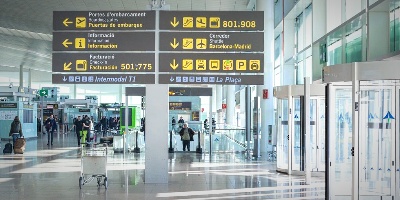 El Prat Barcelona Airport inside